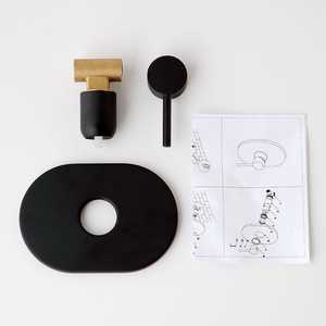 Ensemble de salle de bain haut de gamme FIEMME avec mitigeur de douche encastré noir - Product Image 2