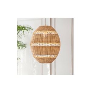 Lámpara Colgante de Techo de Hierro y Ratán Hecha a Mano, Color y Forma Personalizables, Diseño Moderno, Colección Iqbal, Iluminación LED para Hotel - Product Image 1