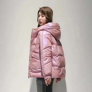 Parkas chauds d'hiver pour femmes veste bouffante rembourrée à manches longues avec manteaux à capuche mi-longs de couleur unie - Product Image 1