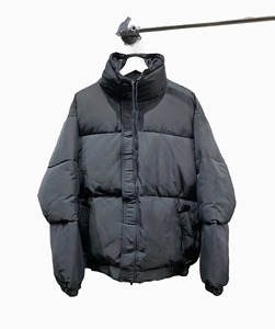 Chaqueta acolchada ligera personalizada al por mayor 2025 para hombre cortavientos de invierno de gran tamaño con cuello levantado - Product Image 4