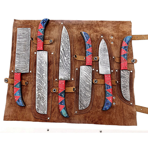 Ensemble de couteaux de chef en acier Damas artisanal de qualité supérieure avec manche en bois ambidextre Haute durabilité Lames de coupe de précision cinq pièces - Product Image 5