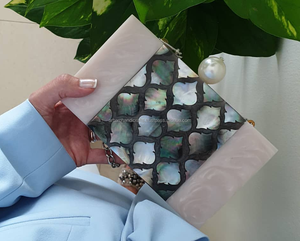 Sac de soirée en nacre pour femme, pochette en métal, Offre Spéciale de mariage, sac à main léger, vente à chaud dans le golfe de Dubaï par LUXURY CRAFTS - Product Image 5