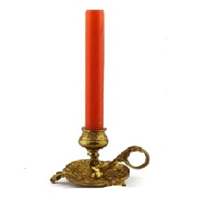 Candelabro de Aluminio Hecho a Mano de Estilo Vintage, Ecológico, con Detalles Ornamentados para Decoración Navideña y Festiva del Hogar - Product Image 1