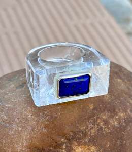 Bague en cristal naturel avec pierre précieuse Lapis Lazuli au centre de la bague Bague de déclaration unique pour homme ou femme - Product Image 1