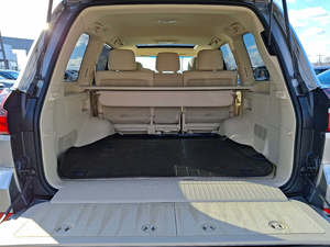 Increíble Lexus LX 2020 Usado en Perfectas Condiciones con Poco Kilometraje en Existencia, Ofrecido a una Fantástica Oferta que No Querrás Perder - Product Image 2