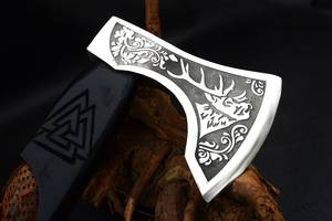 Hache viking en acier carbone de nouvelle conception fabriquée à la main SCL - En vente - Hache viking en acier carbone personnalisée pour l'extérieur - Pour une utilisation en extérieur - Product Image 4
