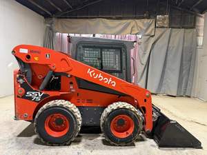 Chargeuse compacte Kubota SSV75 2022, diesel, godet de 48 pouces, boîte de vitesses hydraulique Parker, capacité de levage de 1880 lb, capacité de levage de charge utile de 8421 lb - Product Image 2