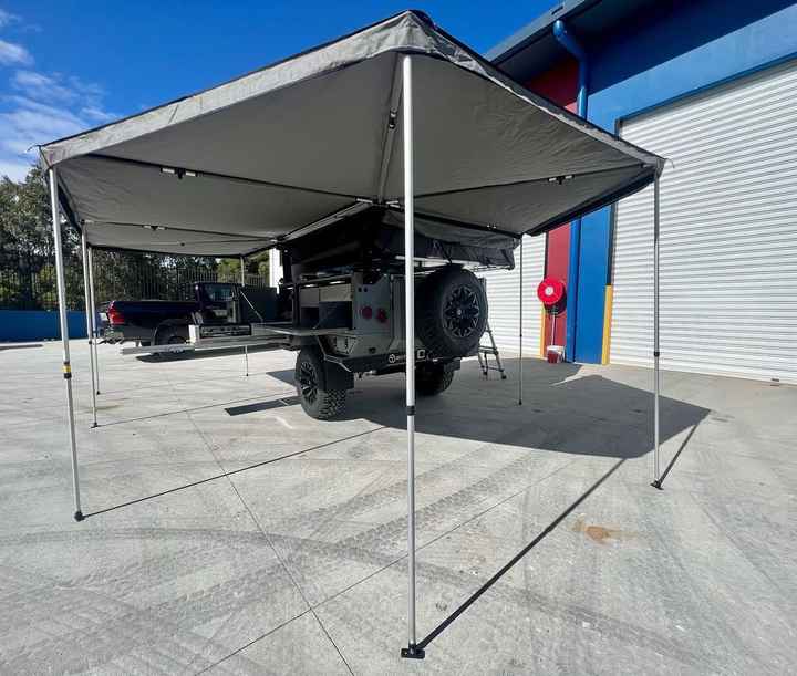 2025 Hot Sale 4 Person Mini Motorhome RV caravan 4wd Luxury Pop Top caravan Offroad Camper