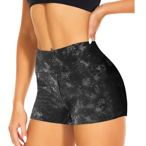 Shorts de sport et de yoga pour femmes, nouvelle collection, style tendance, coton/spandex, taille haute, ourlet flexible, impression par sublimation sur toute la surface, personnalisable - Product Image 4