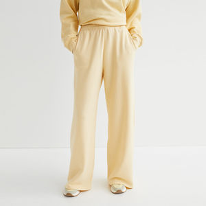 Pantalones de chándal Acampanados para mujer, ropa de calle con cordón en la cintura elástica y forro polar de 300 Gsm, pantalones de chándal con logotipo personalizado al por mayor - Product Image 3