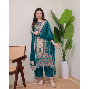 Conjunto de Kurti, Palazzo y Dupatta de Alta Calidad con Bordado Tradicional de Lujo Moderno para Ocasiones Especiales - Product Image 1