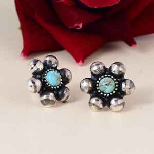 ต่างหูเงินแท้ทรงดอกไม้ประดับพลอยเทอร์ควอยซ์ทรงกลม ดีไซน์หรูหราสไตล์โบฮีเมียน เหมาะสำหรับงานปาร์ตี้และเป็นของขวัญ - Product Image 6