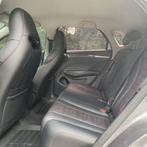 Hatchback Eléctrico Usado Edición Lujo 2024, Autonomía de 405 KM, Conducción Automática, Faros Delanteros, Retrovisores con Calefacción - Product Image 4