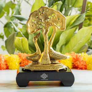 Juego de Adornos de Pareja de Cisnes con Acabado en Latón de 22 cm, Regalo Decorativo para Bodas - Product Image 5