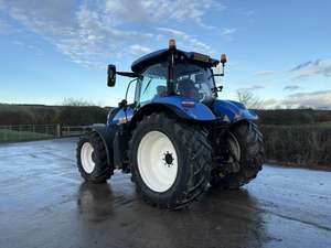 Tracteur Holland T7.210 d'occasion à vendre, livraison rapide. - Product Image 6