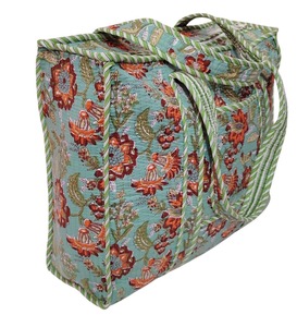 Bolso de mano de algodón a la moda de fabricante, bolso de viaje de hombro acolchado con estampado de bloques de mano de diseñador con cierre de cremallera de gran tamaño - Product Image 3