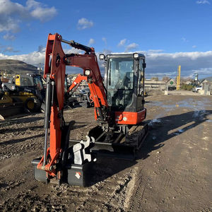 Miniexcavadora Kubota KX033-4 2019 - Potente Excavadora Compacta de 3.3 Toneladas para Construcción y Paisajismo - Product Image 1
