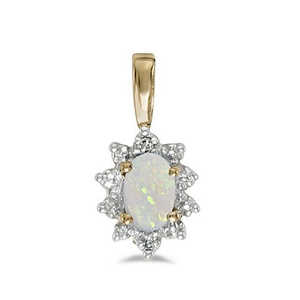 Collier pendentif en or jaune 14 carats avec opale ovale et charme en forme de fleur en diamant - Product Image 2