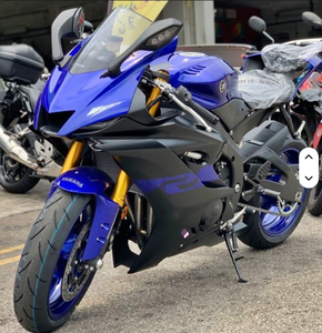 Nueva Motocicleta YZF R6 de 599cc, 6 Velocidades y 117 HP, Modelo Nuevo - Product Image 2