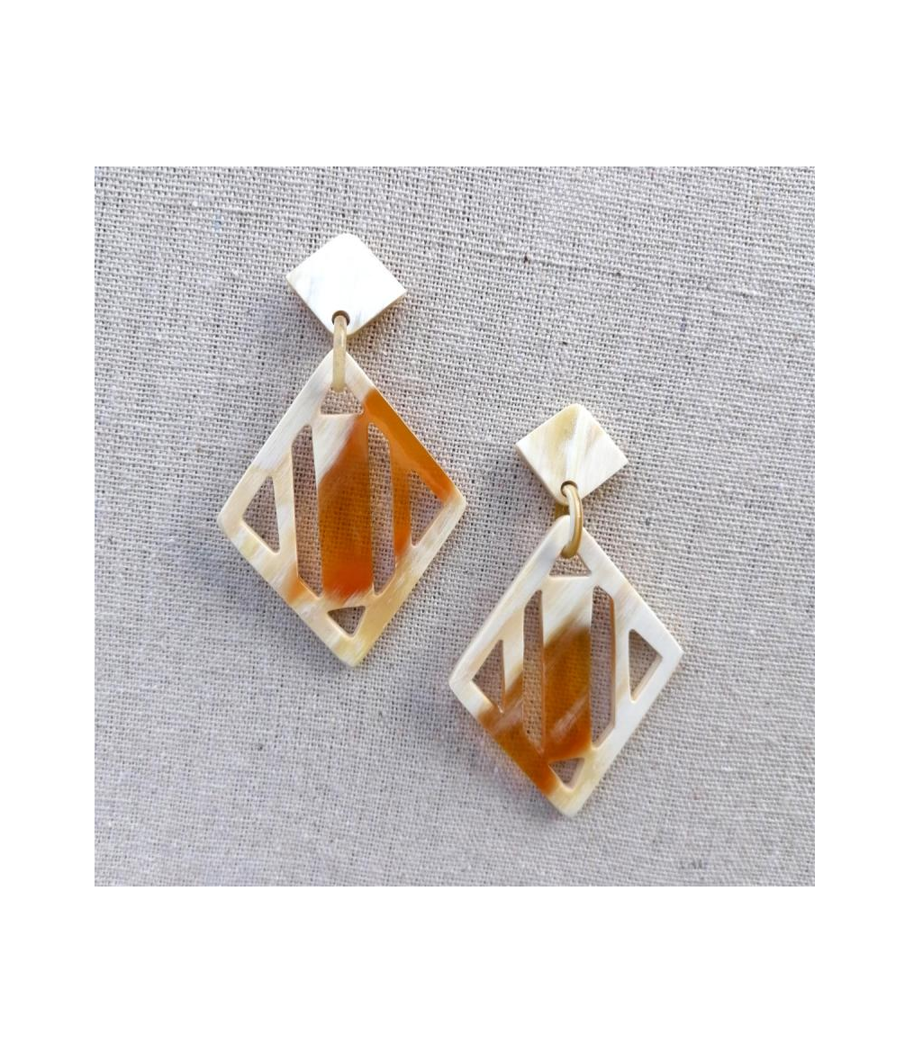 ธรรมชาติ