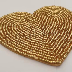 แผ่นรองแก้วปักลูกปัดสำหรับตกแต่งโต๊ะและห้องครัว - Product Image 1