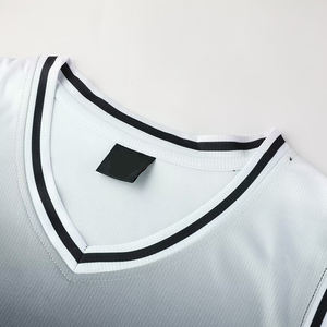 Vente flash Maillot de basket-ball réversible personnalisé avec numéros Uniformes de basket-ball réversibles avec un nouveau design et un logo - Product Image 6