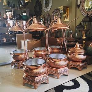 Plato de frotamiento de acero inoxidable estilo fiesta con acabado decorativo para fiestas de cumpleaños, funciones de boda y eventos sociales - Product Image 3