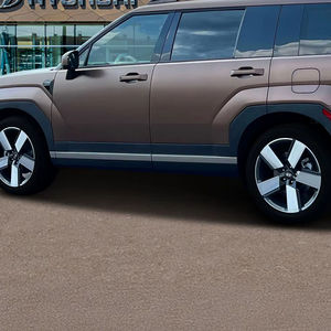 Usado en buenas condiciones 2024 Hyu-ndai Santa Fe Hybrid Limited FWD con asientos de cuero Dirección izquierda Interior oscuro - Product Image 1