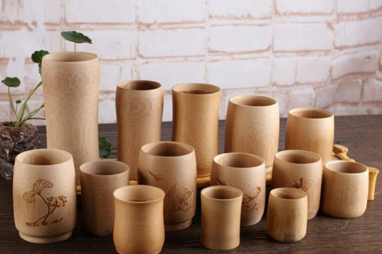 เหลืองอ่อน