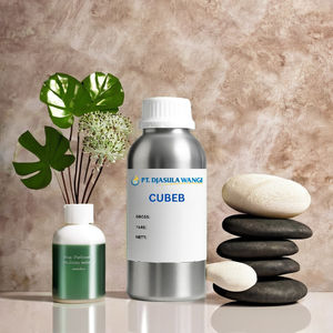 น้ำมันหอมระเหยคิวบ์ 1 กก. น้ำมันธรรมชาติ กลิ่นหอมเผ็ดร้อน สำหรับอาหารและเครื่องดื่ม - Product Image 1