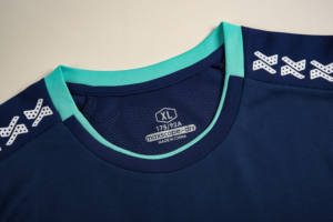 Venta al por mayor personalizado nuevo diseño de alta calidad de secado rápido uniforme de fútbol conjunto completo 2025 OEM clubes de calidad de los hombres de fútbol desgaste - Product Image 4