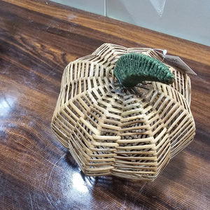 โคมไฟฟักทองหวายผักตบชวาธรรมชาติทำด้วยมือสำหรับตกแต่งวันฮาโลวีนและฤดูใบไม้ร่วงทำด้วยมือในเวียดนาม - Product Image 2