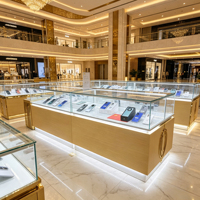 Aménagement de magasin de téléphonie mobile moderne avec éclairage LED, décoration de magasin de téléphonie, présentoir de coques de téléphone, vitrine