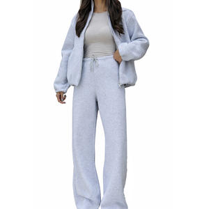 Ensemble de survêtement en polaire à fermeture éclair intégrale pour femmes Pantalon à jambe droite décontracté Mélange de coton doux Vêtements de détente d'hiver pour la fabrication à l'unité (OEM) et la fabrication à la demande (ODM) Approvisionnement en vrac - Product Image 3