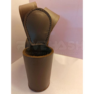 Porta Banderas de Cuero Resistente con Asa Cómoda y Acabado de Alta Calidad, Ideal para Uso Profesional en la Manipulación de Banderas - Product Image 4