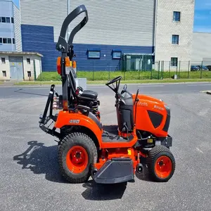 Oldukça kullanılmış MINI KUBOTA BX-23S traktör/biçme makinesi takılı küçük traktör