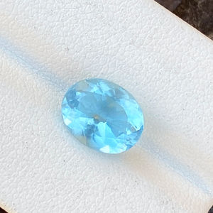 Alta calidad 8x10 Aguamarina natural 2,42 quilates Forma ovalada Corte Cambio de color Piedra preciosa suelta para la fabricación de joyas - Product Image 1