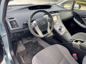 2012 pour Prius Cabriolet Turbo Intérieur foncé Automatique - Product Image 2