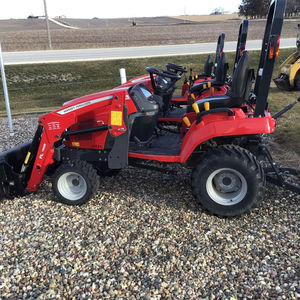 Tractor Agrícola y de Jardín Massey Ferguson GC1723E Usado de Alta Calidad, Año 2020 - Product Image 1