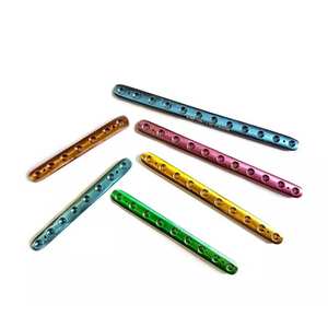 Kit d'implants chirurgicaux orthopédiques manuels en acier inoxydable titane, plaques étroites LCP 50 mm, lot de 6 pièces, pour usage vétérinaire - Product Image 3