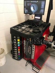 Nuevo Equilibrador de Ruedas Hunter para Taller de Neumáticos - Motor de 380V/220V Compatible con Neumáticos de Motocicleta/Camión/SUV/ATV/Automóvil en Stock - Product Image 2