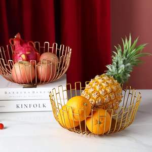 Cesta de frutas de metal de alta calidad, solución de almacenamiento decorativa hecha a mano para el hogar y la cocina, uso multiusos - Product Image 1