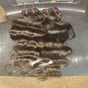 Extensiones de cabello rubio 613, proveedores de cabello humano rubio rizado en Chennai - Product Image 4