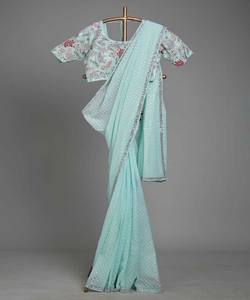 Sari en coton et soie Dhakai Jamdani avec un design moderne - Vêtement de fête luxueux lavable pour les occasions spéciales - Product Image 4