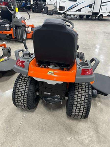 Cortadora de Césped Husqvarna TS242XD en Oferta, Tractor de Jardín a Gasolina de 24 HP con Plataforma de Corte de 52 Pulgadas - Product Image 3