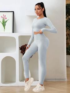 Nuevo chándal de manga larga con estilo, venta al por mayor, conjunto de yoga para gimnasio, conjunto de 2 piezas de entrenamiento informal ajustado de primera calidad para mujer - Product Image 3