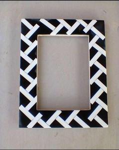 Cadre photo en bois carré fait à la main écologique léger Design unique poli Technique décor à la maison - Product Image 4