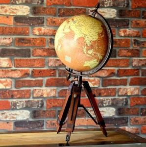 Astrolabe antique en laiton, globe terrestre sphérique, objet de collection nautique décoratif pour la maison avec base trépied, modèle artisanal en métal 1117 - Product Image 1
