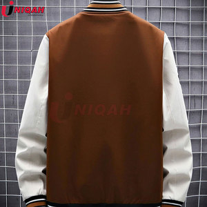 Blouson aviateur Letterman Varsity personnalisé vintage pour hommes et femmes High Street Style manche en cuir brodé en laine avec écusson en chenille - Product Image 6