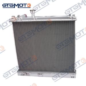GTGMOTO Radiateur pour <span class=keywords><strong>Nissan</strong></span> Titan/ Armada Infiniti QX56 5.6L 2004-2015 Radiateur en aluminium à 3 noyaux - Product Image 2